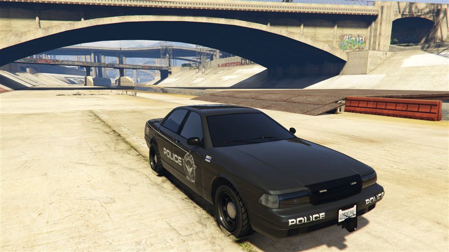 Vapid Police Cruiser 2024 — front