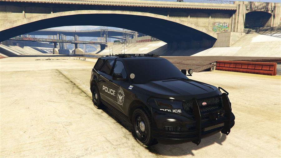 Vapid Police Scout 2024 — front