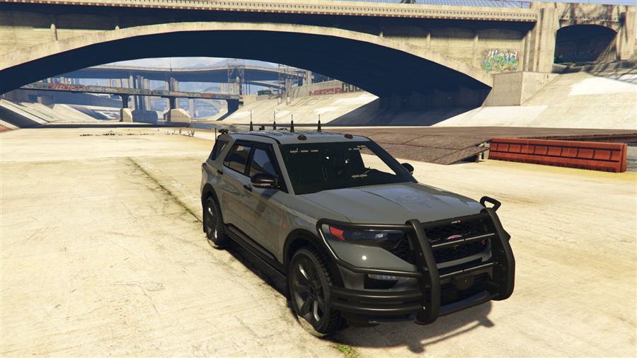 Vapid Police Scout XL — front